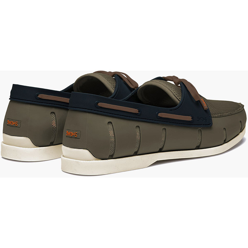 Water resistant boat top shoes